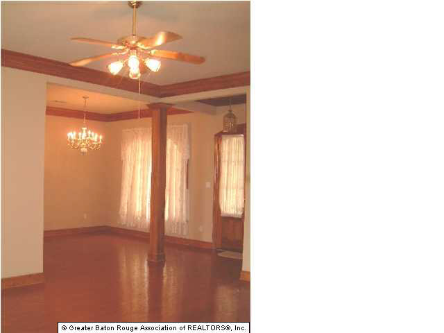 10633 Ashbrook Drive Baton Rouge, LA 70809 - Photo 2 of 5 Gallery Image 2