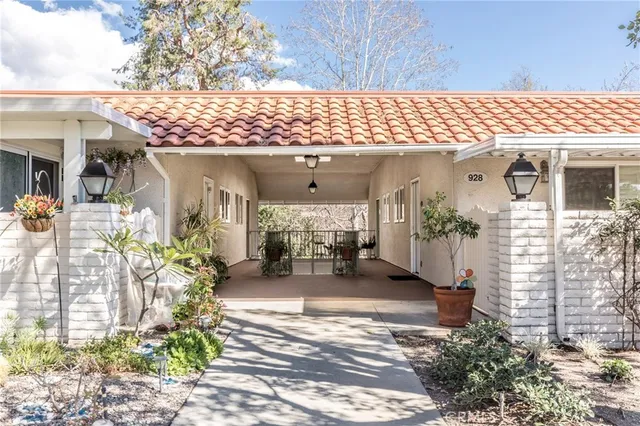 $3,400 | 928 Avenida Majorca, Unit O, Laguna Woods, CA 92637