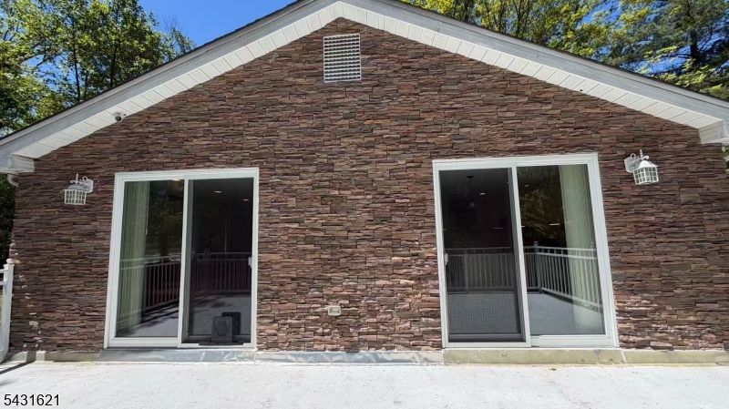 23 Hillcrest Road Warren, NJ 07059 - Photo 22 of 35