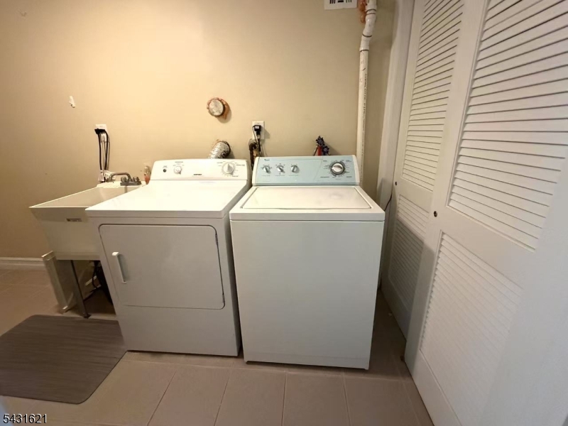 23 Hillcrest Road Warren, NJ 07059 - Photo 25 of 35