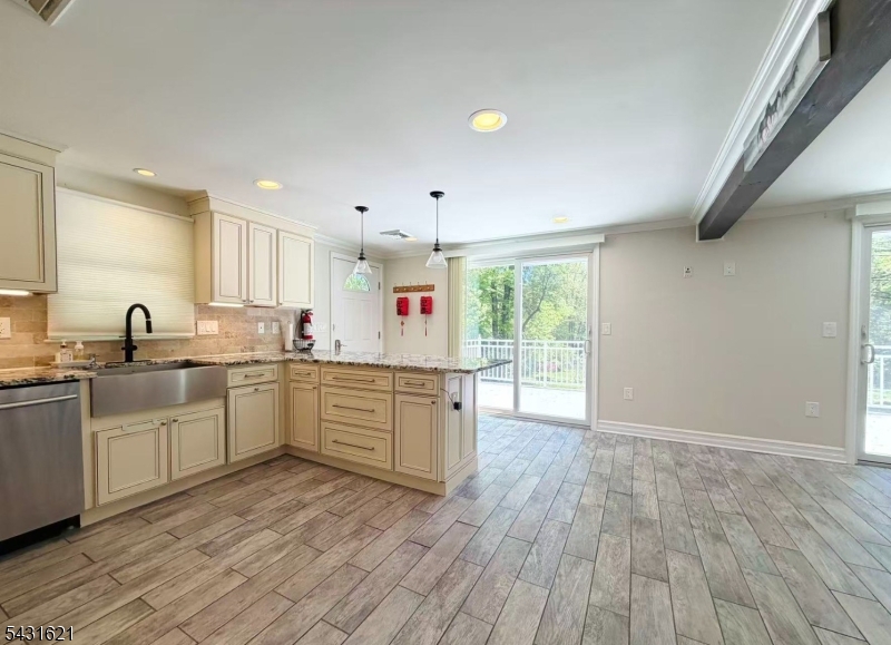 23 Hillcrest Road Warren, NJ 07059 - Photo 3 of 35