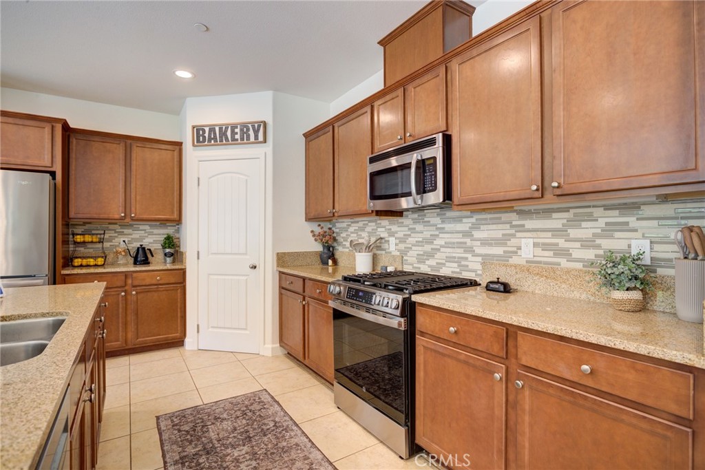 11250 Avion Road Atascadero, CA 93422 - Photo 16 of 75