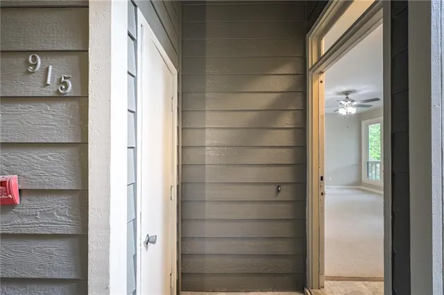 $215,000 | 915 McGill Park Avenue Northeast, Atlanta, GA 30312