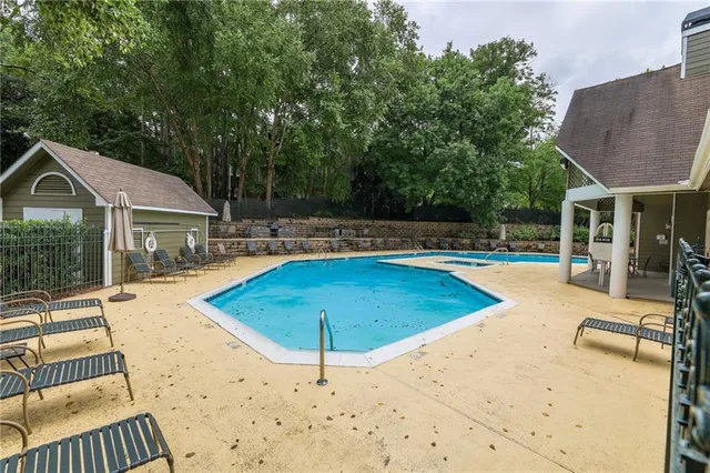 $215,000 | 915 McGill Park Avenue Northeast, Atlanta, GA 30312