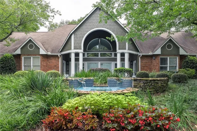 $215,000 | 915 McGill Park Avenue Northeast, Atlanta, GA 30312