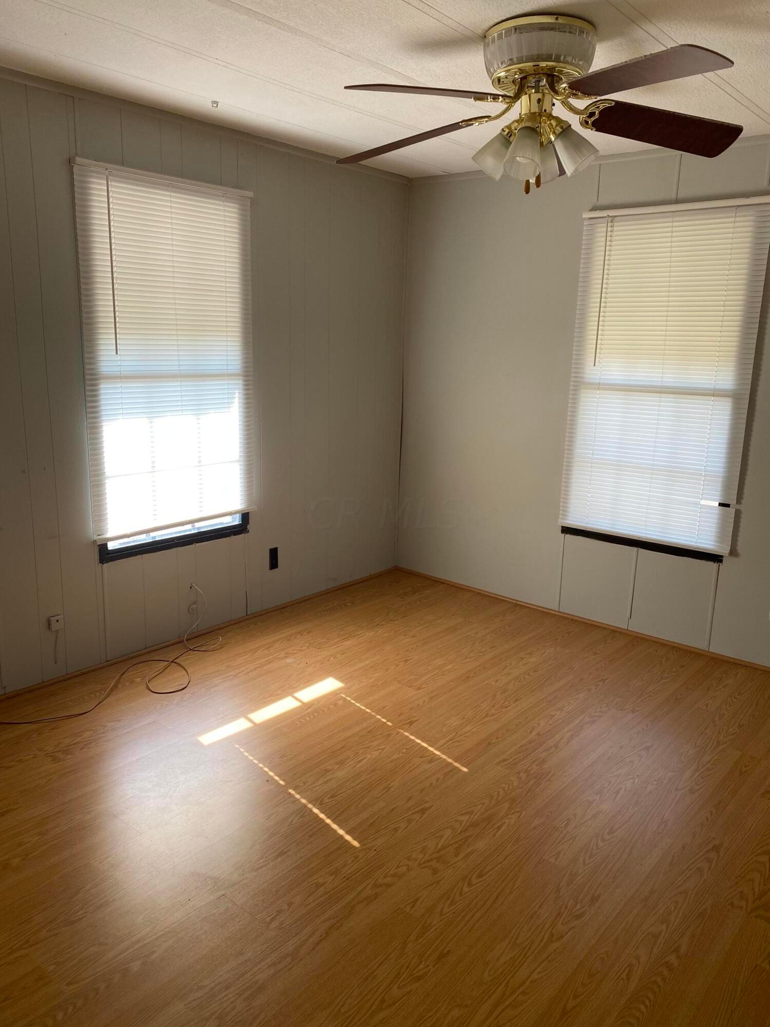 22024 Smith Hulse Road Circleville, OH 43113 - Photo 12 of 20 28B51848-06D6-4878-A4C0-E486DDE05C9C