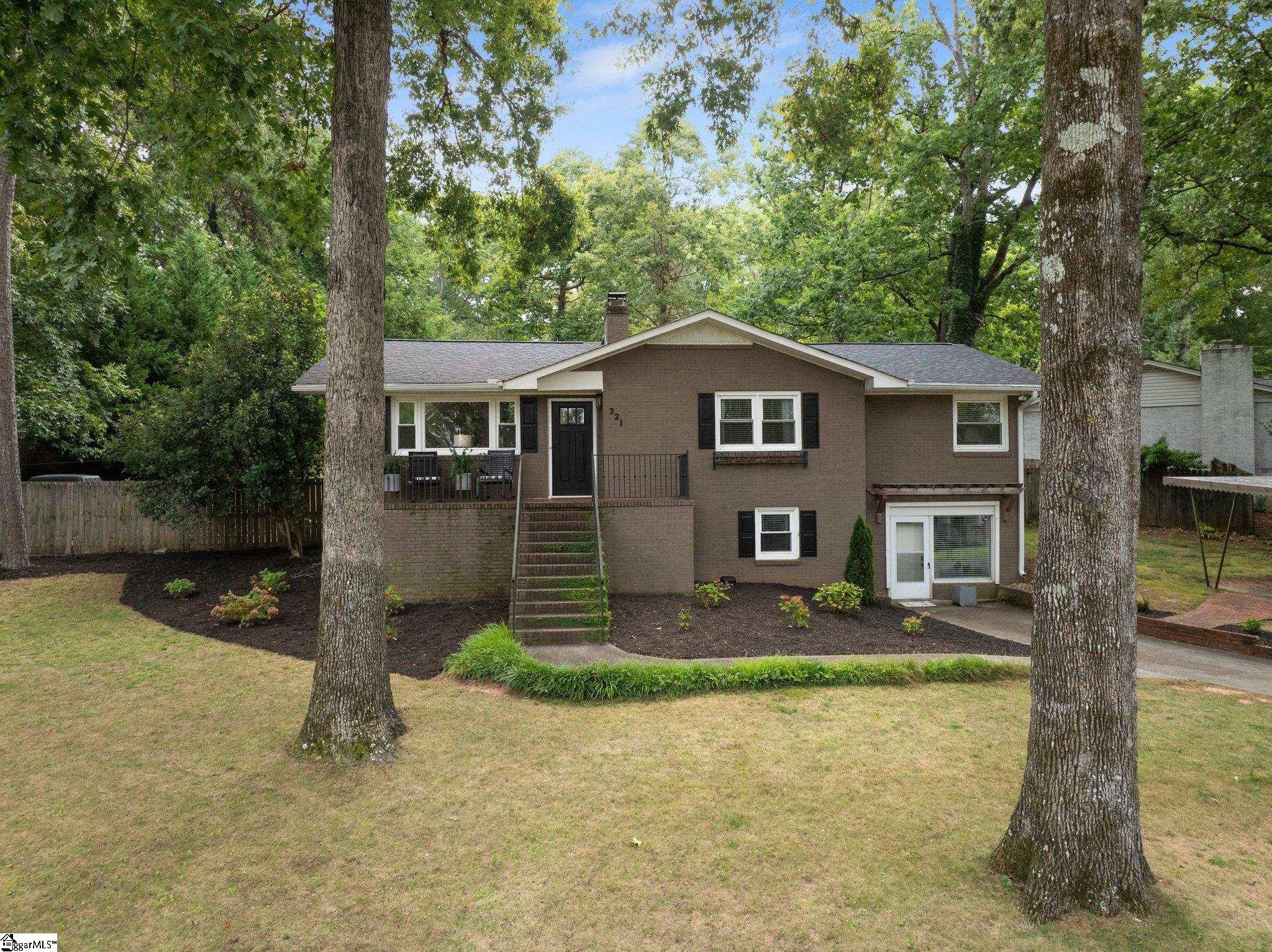 321 Robin Hood Road Greenville, SC 29607 - Photo 1 of 47