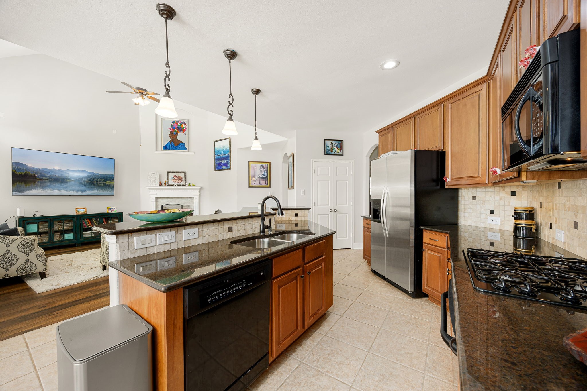 10502 Landsdowne Pointe Drive Spring, TX 77379 - Photo 15 of 46