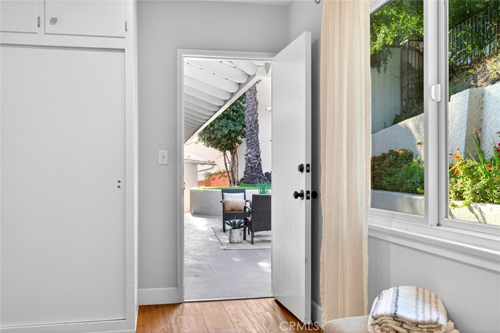 341 Cumberland Road Glendale, CA 91202 - Photo 22 of 34