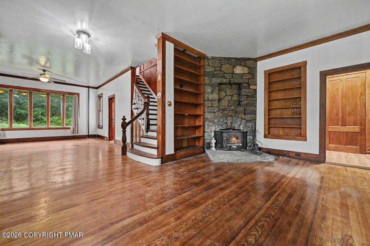 239 Meadowside Road Mount Pocono, PA 18344 - Photo 13 of 75 Bright and Inviting