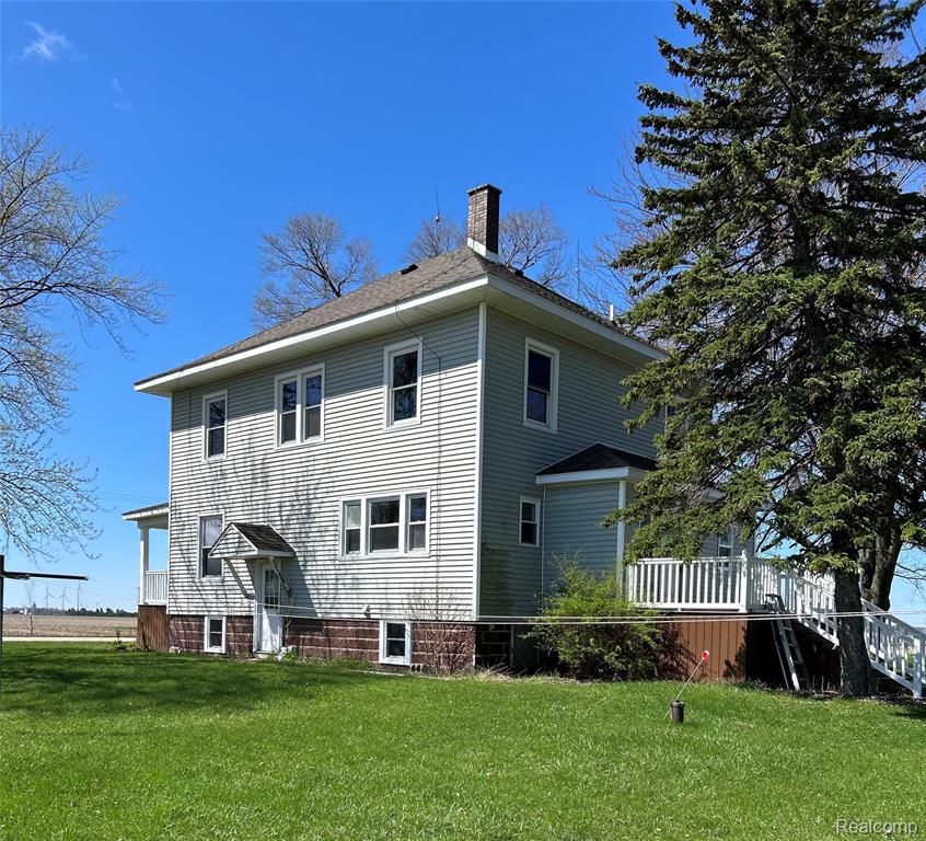 5266 Dutcher Road Akron, MI 48701 - Photo 4 of 21