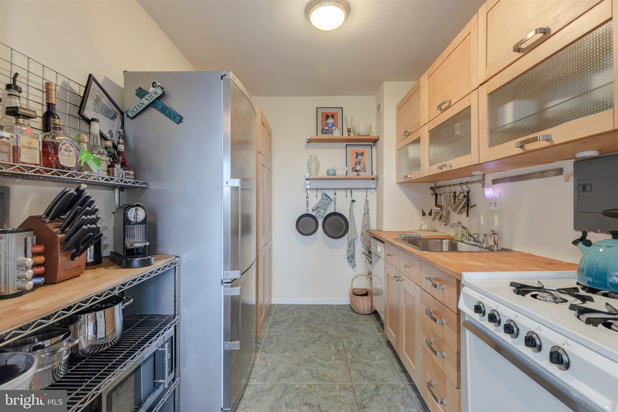1300 South Arlington Ridge Road, Unit 618 Arlington, VA 22202 - Photo 12 of 29
