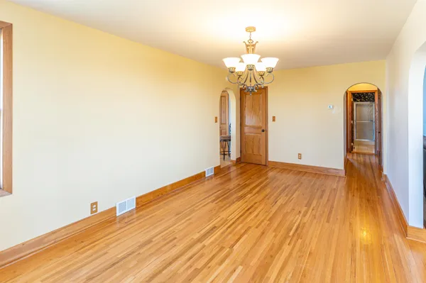 $390,000 | 3405 South White Rock Road, Rochelle, IL 61068