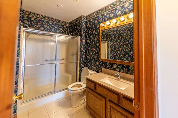 $390,000 | 3405 South White Rock Road, Rochelle, IL 61068