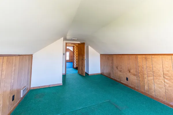 $390,000 | 3405 South White Rock Road, Rochelle, IL 61068