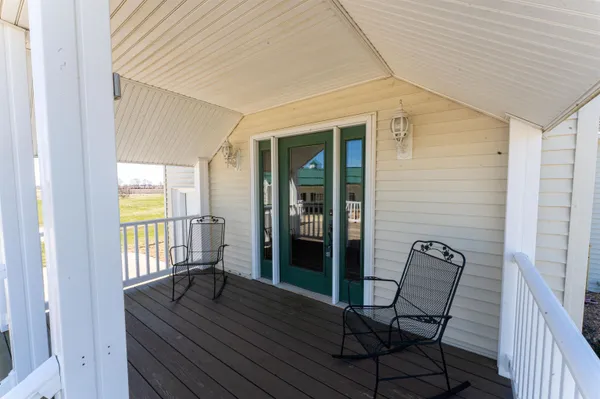 $390,000 | 3405 South White Rock Road, Rochelle, IL 61068