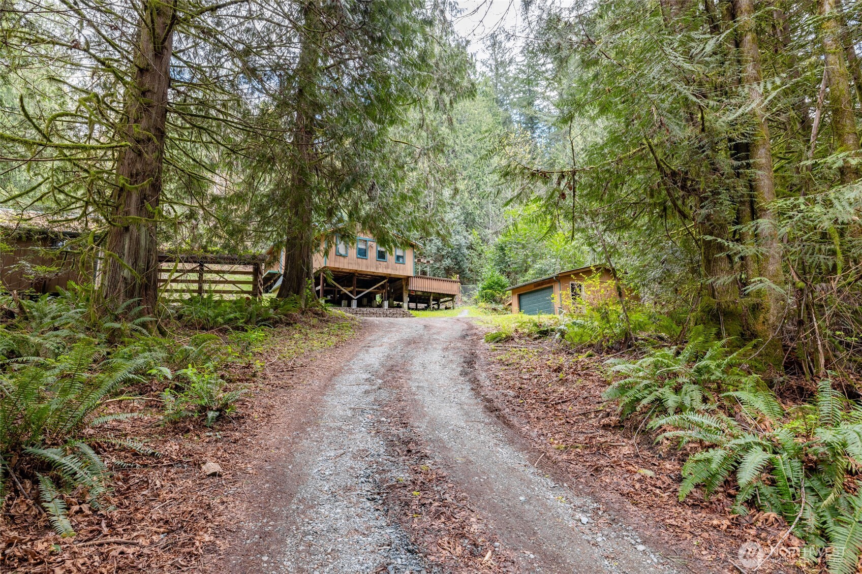 2085 Butler Creek Road Sedro-Woolley, WA 98284 - Photo 5 of 38