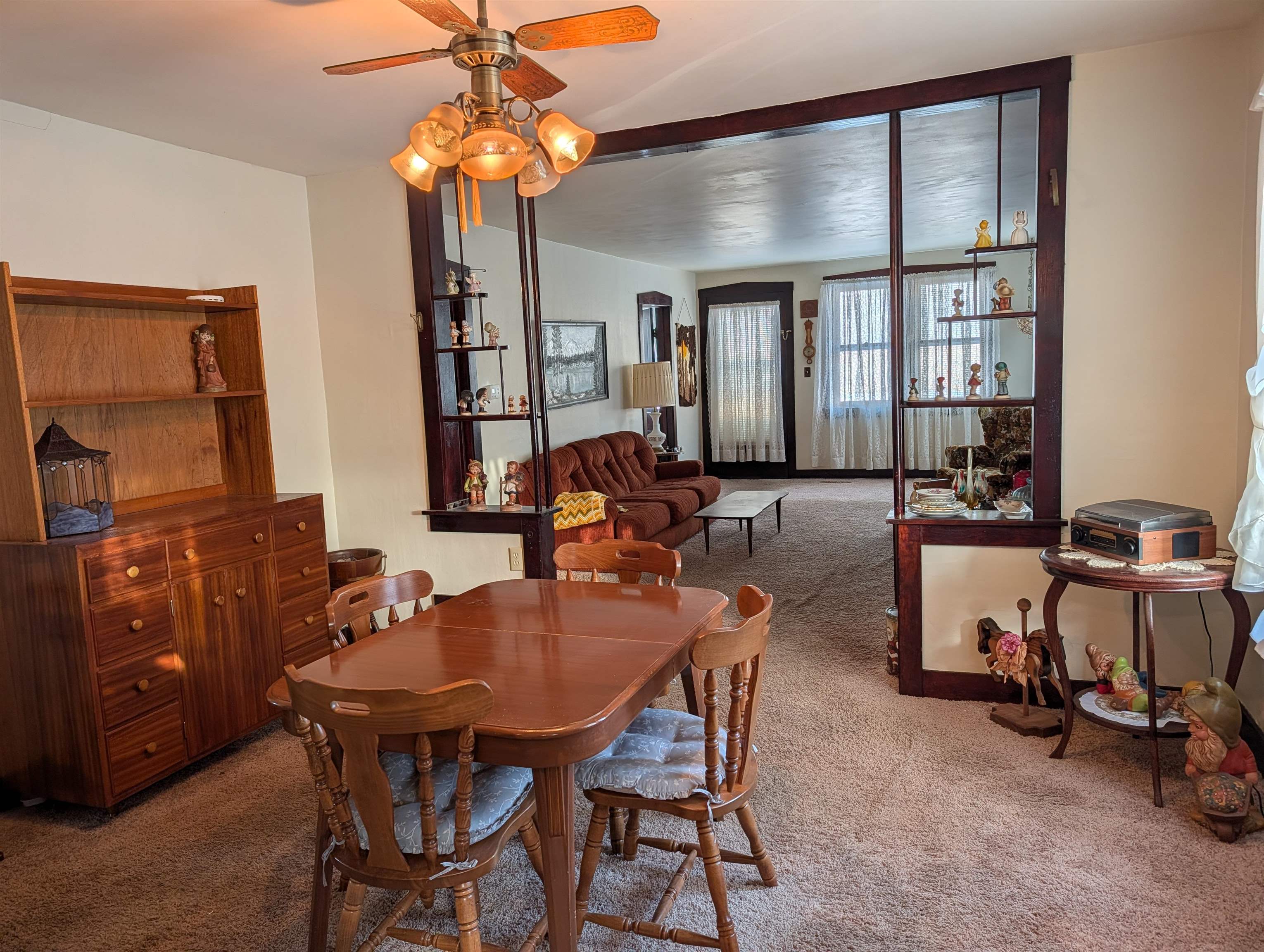 321 Eureka Street Genoa, IL 60135 - Photo 12 of 15 a dining room with furniture and window