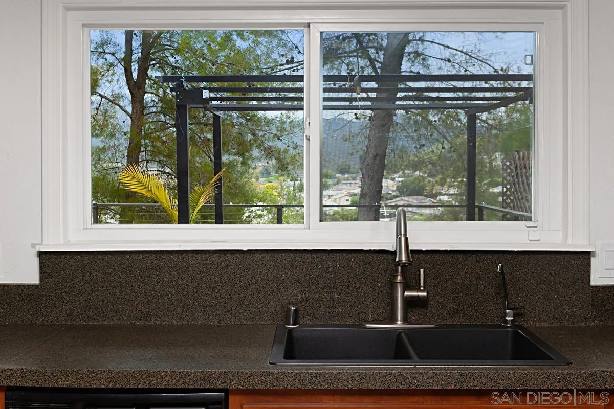 12759 Claire Drive Poway, CA 92064 - Photo 16 of 40