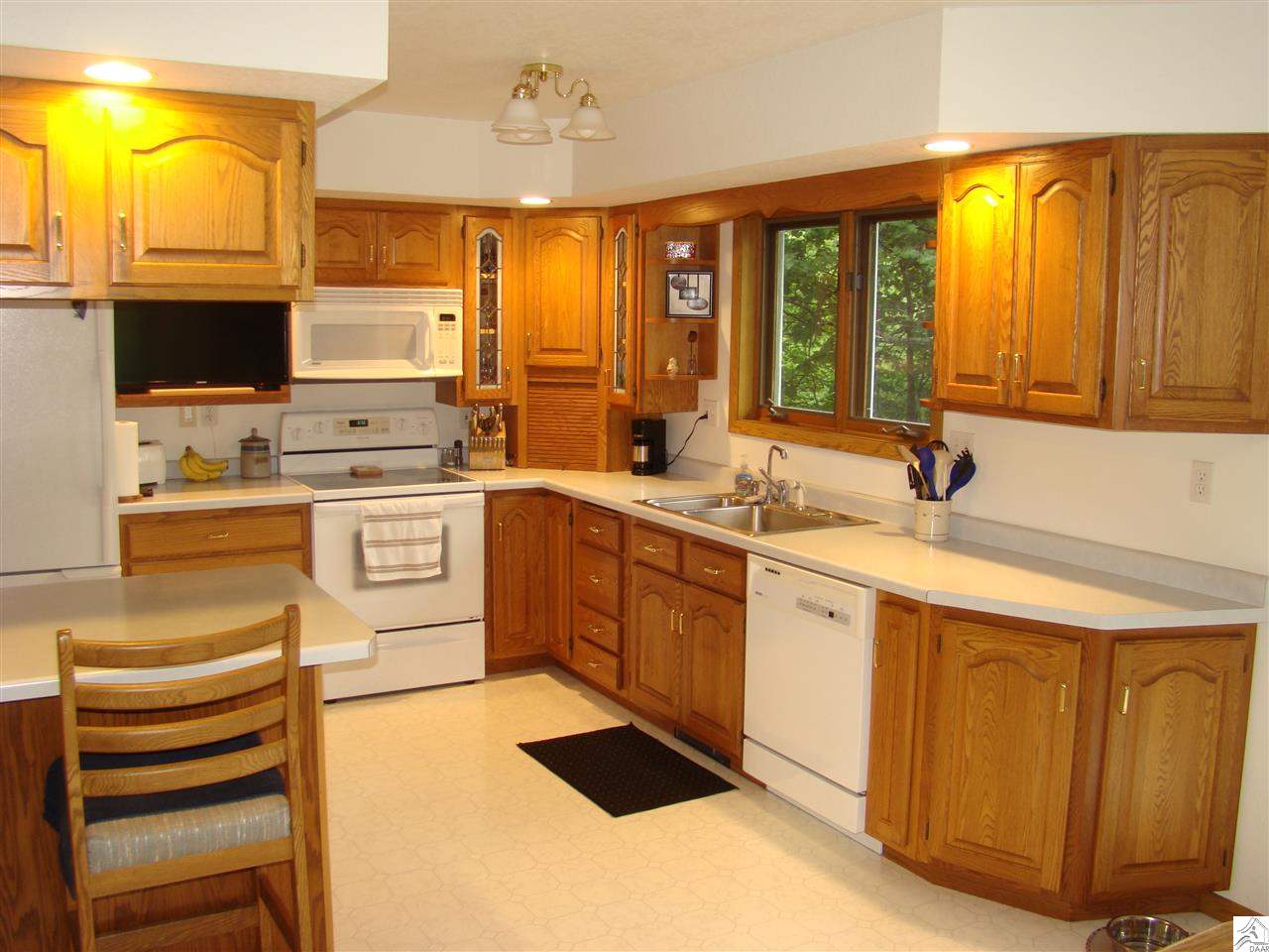 3457 West Tischer Road Duluth, MN 55803 - Photo 4 of 17 Gallery Image 4