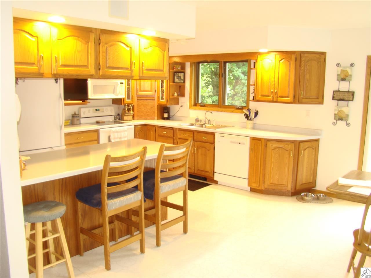 3457 West Tischer Road Duluth, MN 55803 - Photo 5 of 17 Gallery Image 5