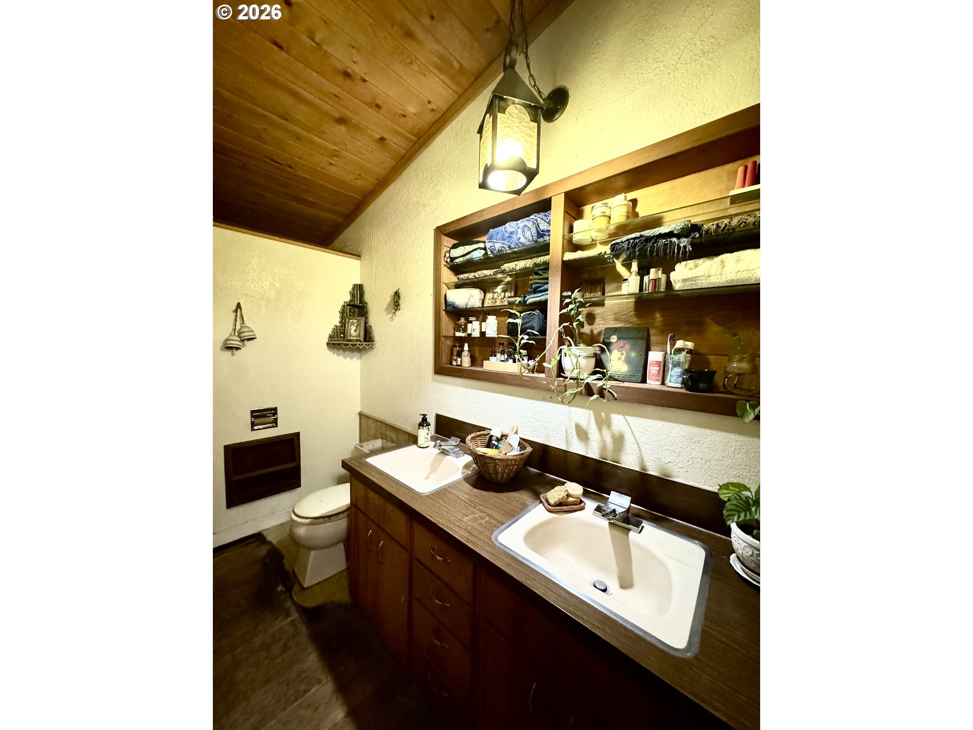 805 River Road Eugene, OR 97404 - Photo 17 of 45