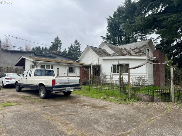 $465,000 | 805 River Road, Eugene, OR 97404