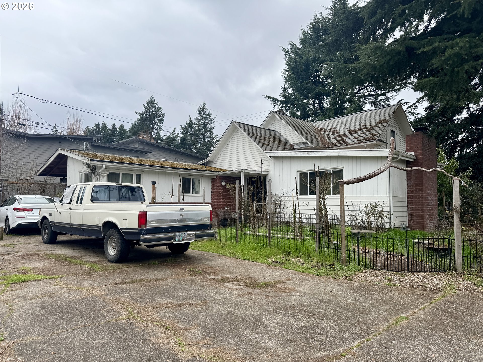 805 River Road Eugene, OR 97404 - Photo 22 of 45