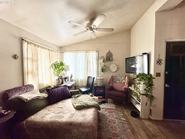 $465,000 | 805 River Road, Eugene, OR 97404