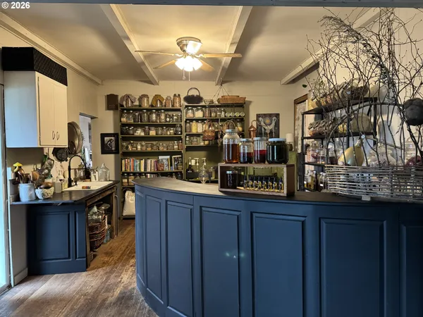 $465,000 | 805 River Road, Eugene, OR 97404