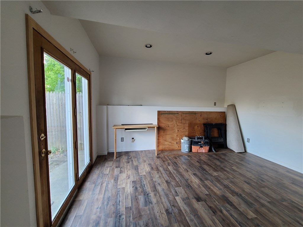 1000 Post Road Warwick, RI 02888 - Photo 14 of 18