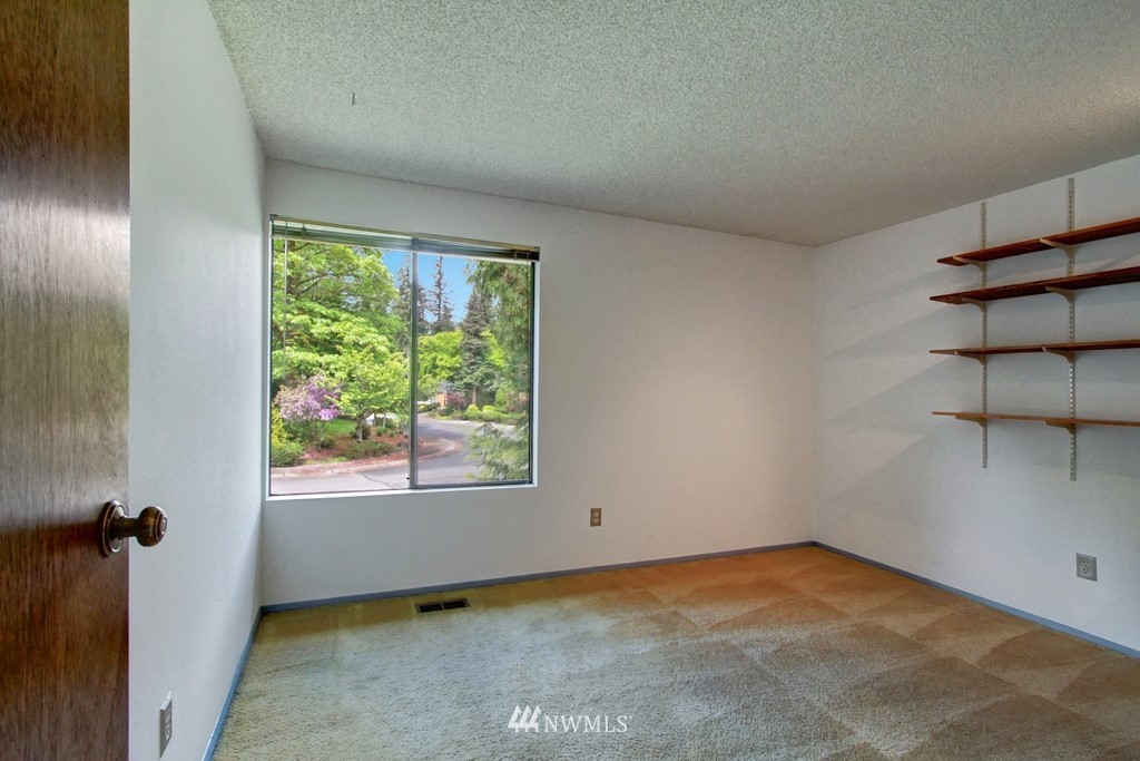 16626 158th Place Southeast Renton, WA 98058 - Photo 11 of 22 Gallery Image 11