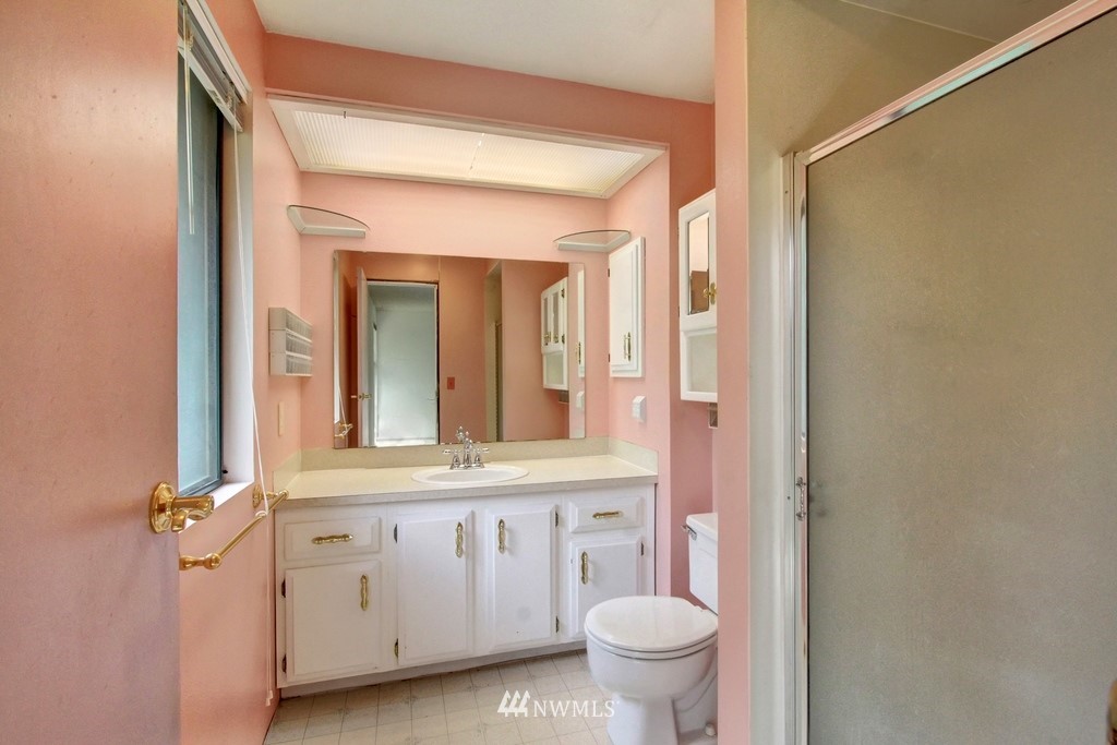 16626 158th Place Southeast Renton, WA 98058 - Photo 13 of 22 Gallery Image 13