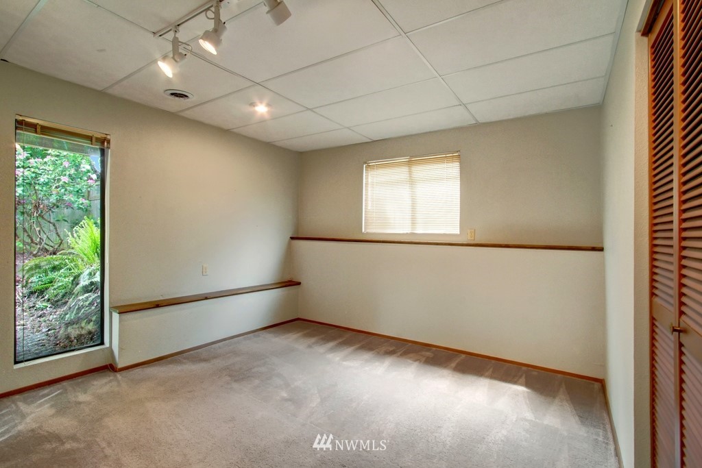 16626 158th Place Southeast Renton, WA 98058 - Photo 14 of 22 Gallery Image 14