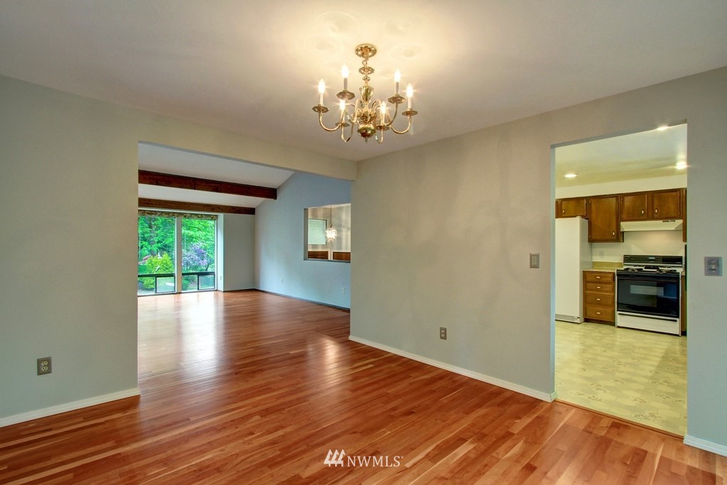 16626 158th Place Southeast Renton, WA 98058 - Photo 5 of 22 Gallery Image 5