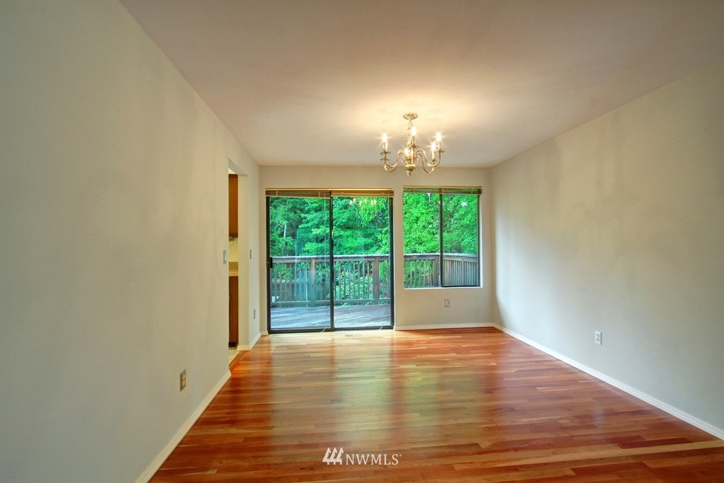 16626 158th Place Southeast Renton, WA 98058 - Photo 6 of 22 Gallery Image 6