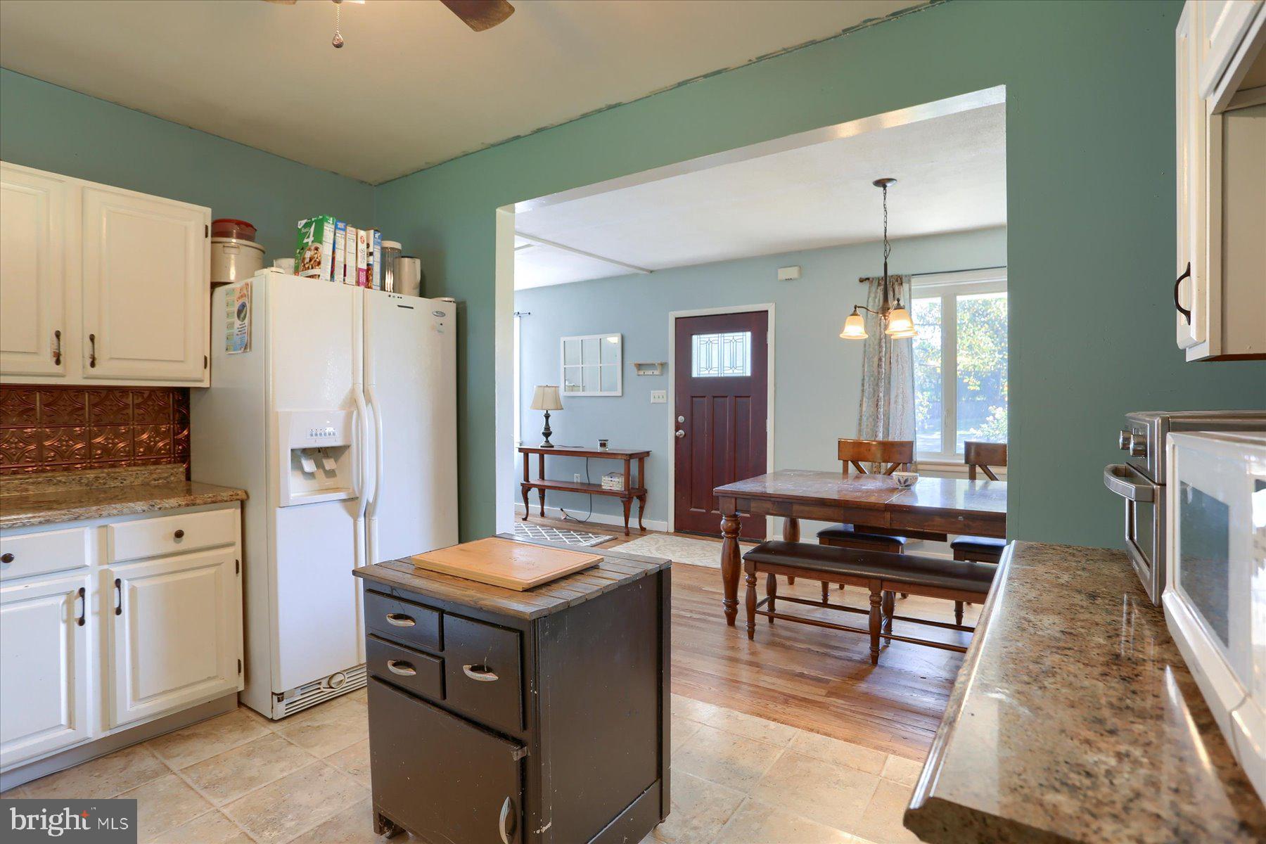 2024 West Trindle Road Carlisle, PA 17013 - Photo 8 of 25 Gallery Image 8