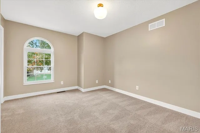 $389,900 | 607 Shamrock Drive, O'Fallon, IL 62269