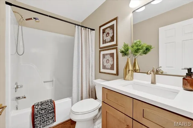 $389,900 | 607 Shamrock Drive, O'Fallon, IL 62269