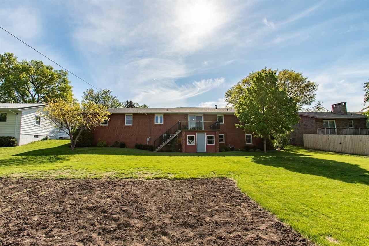 833 3rd Place Kalona, IA 52247 - Photo 27 of 30 Gallery Image 27