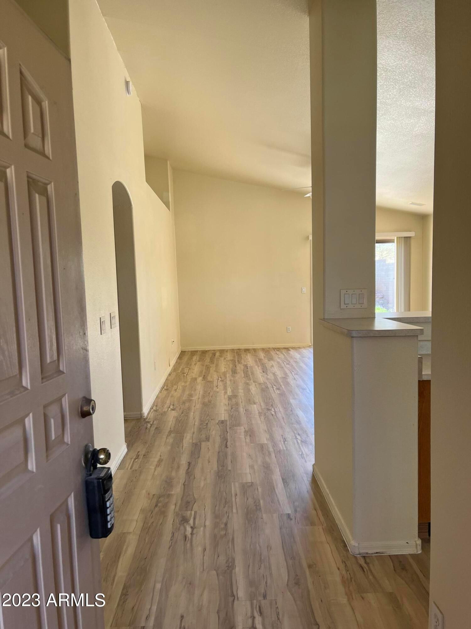 1744 East Robin Lane Gilbert, AZ 85296 - Photo 2 of 17 Photo #2