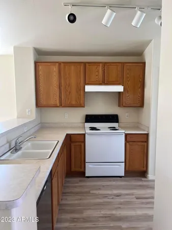 $2,200 | 1744 East Robin Lane, Gilbert, AZ 85296