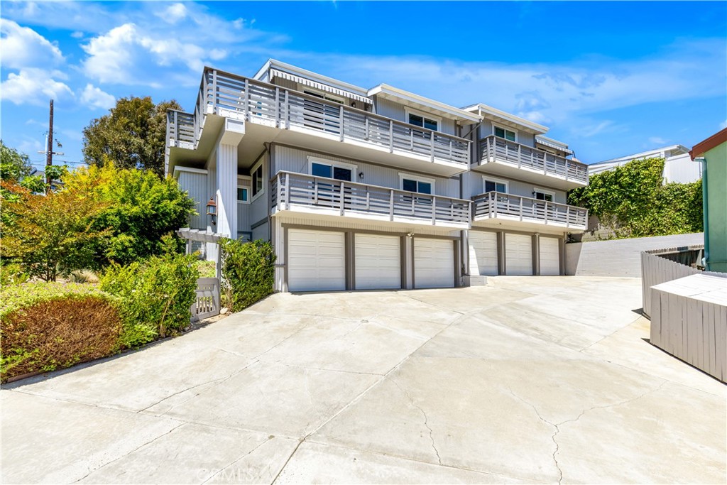 24502 Selva Road, Unit A2 Dana Point, CA 92629 - Photo 23 of 23 a large building with a large window