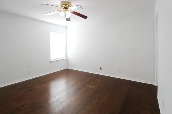 $1,900 | 6907 Stonleigh Place, Austin, TX 78744