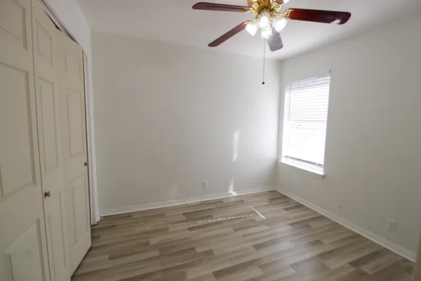 $1,900 | 6907 Stonleigh Place, Austin, TX 78744