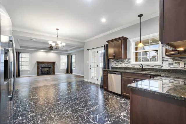 $1,995 | 1629 Kestrel Drive, Clarksville, TN 37040