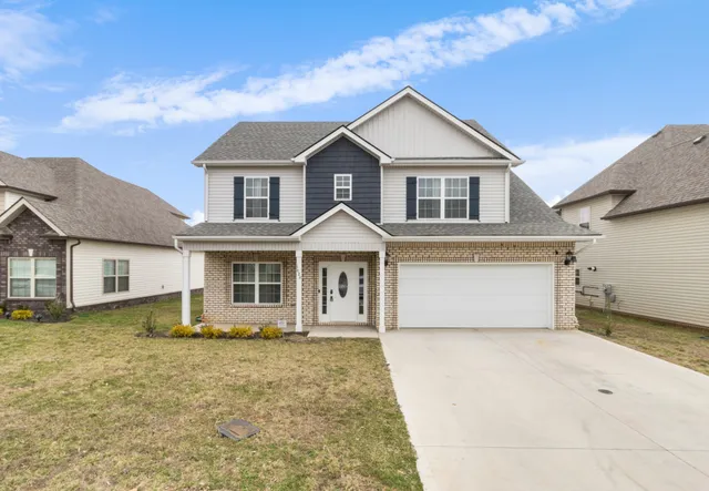 $1,995 | 1629 Kestrel Drive, Clarksville, TN 37040