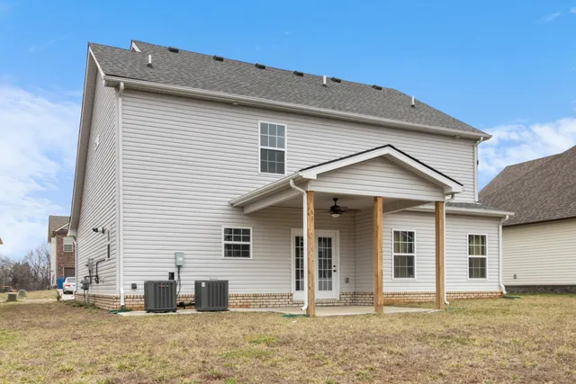 $1,995 | 1629 Kestrel Drive, Clarksville, TN 37040