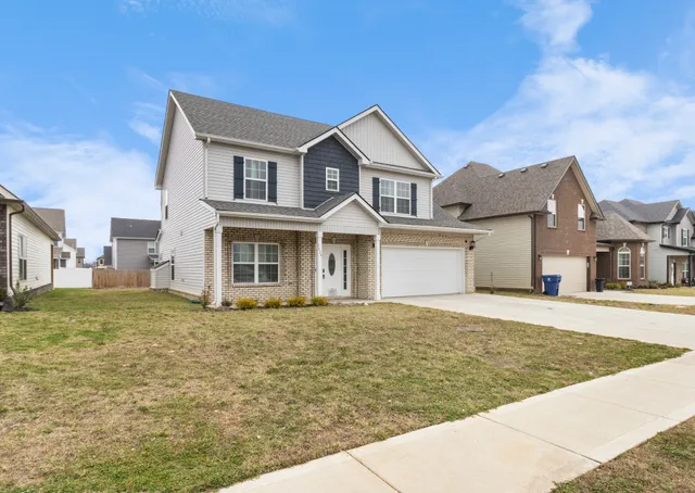 $1,995 | 1629 Kestrel Drive, Clarksville, TN 37040