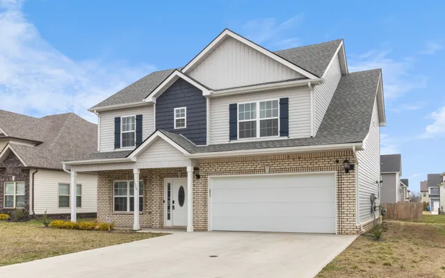 $1,995 | 1629 Kestrel Drive, Clarksville, TN 37040